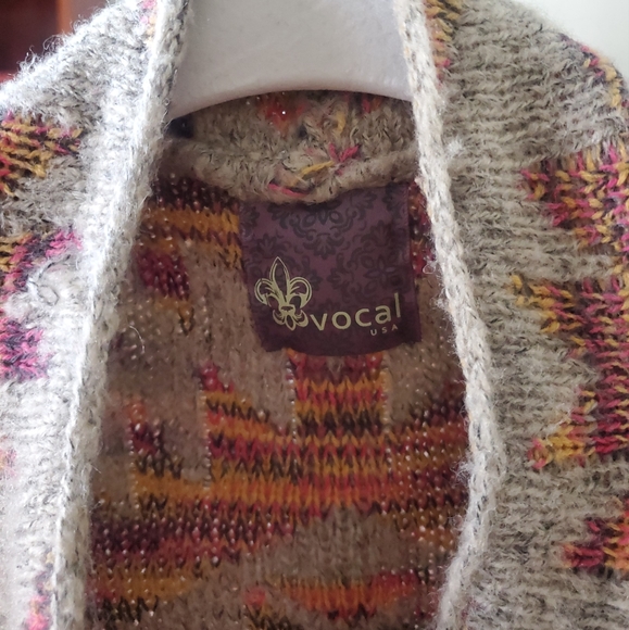 Patterned Sweater - Picture 2 of 3